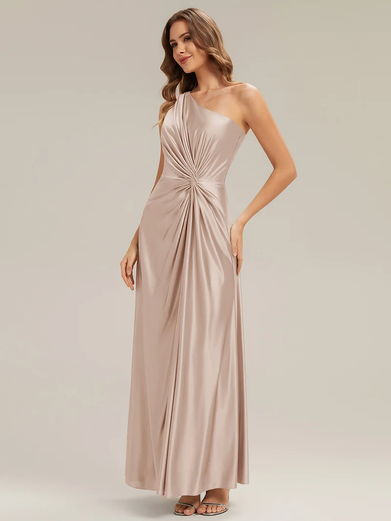 Robe longue à une épaule sans manches en A avec fente haute et détail noué
