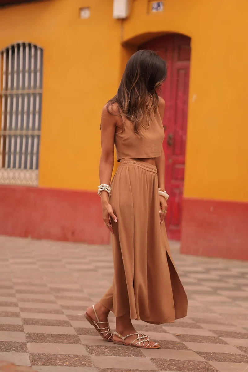 Top Izel camel