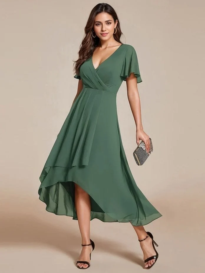 Robe de cocktail asymétrique verte