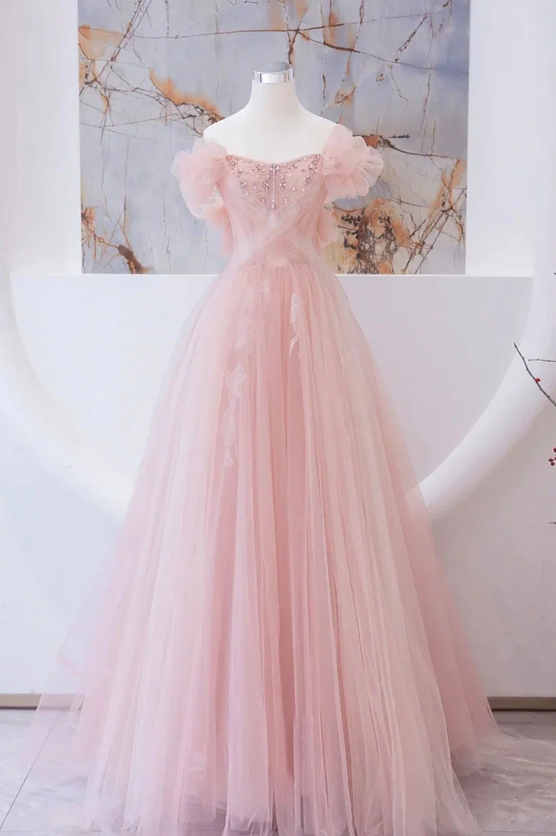 Robe de bal longue trapèze en tulle perlé avec corsage orné