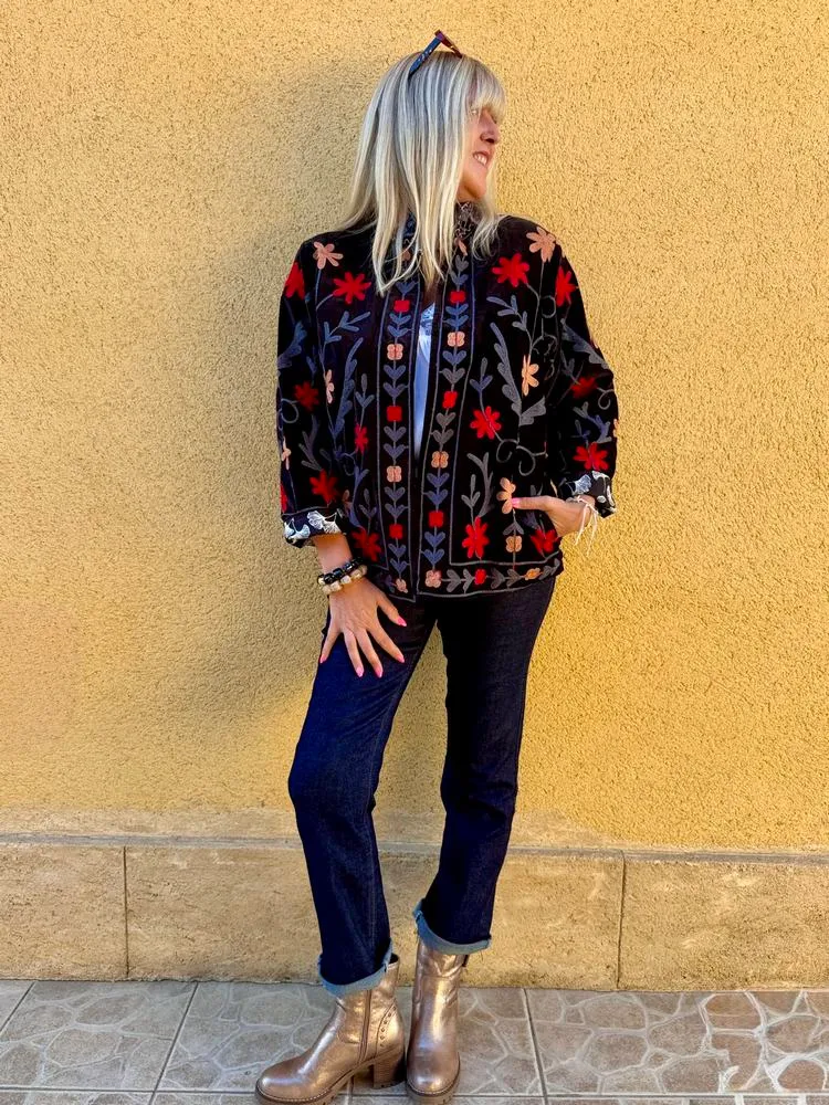 Veste Boho en velours brodé noir