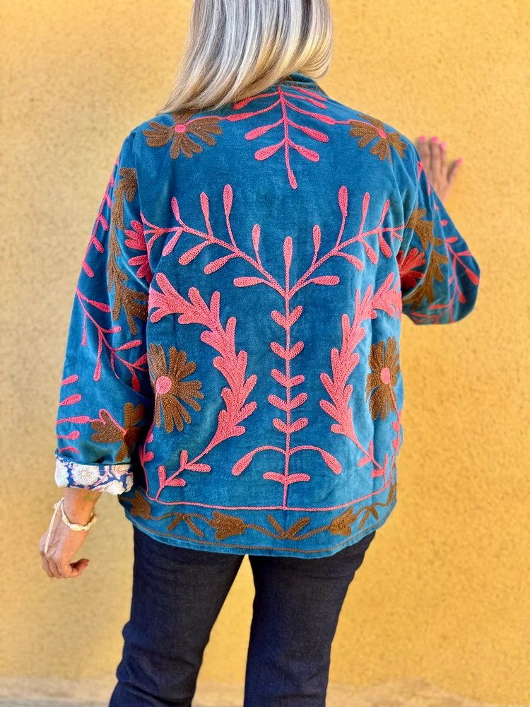 Veste Boho en velours brodé bleu pétrole