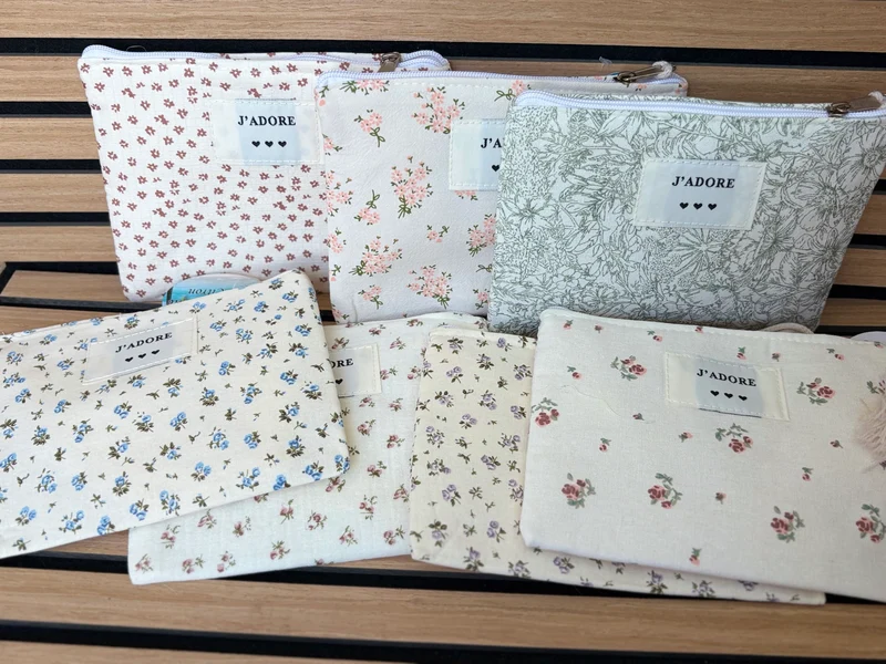 Pochette « J’adore »