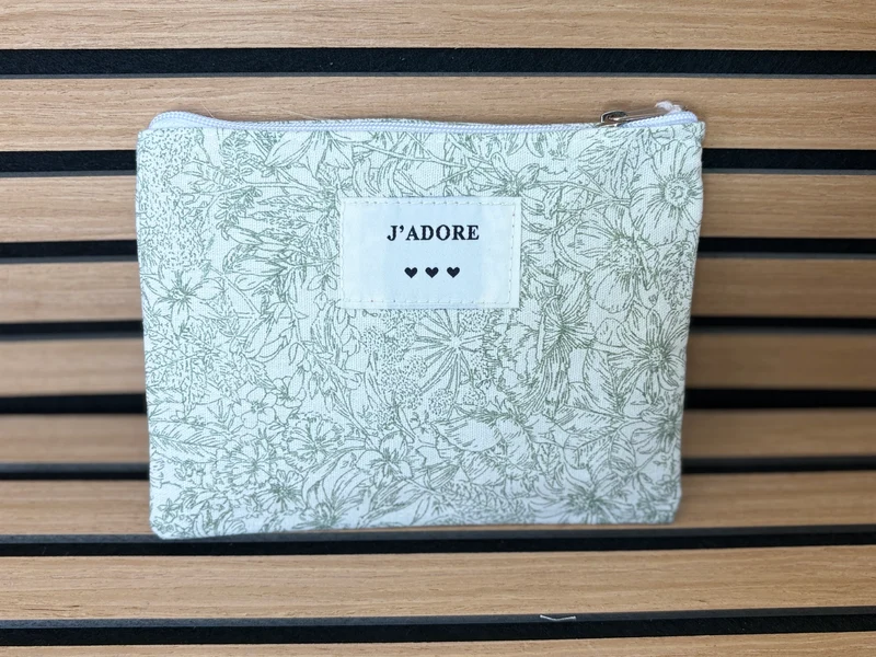 Pochette « J’adore »