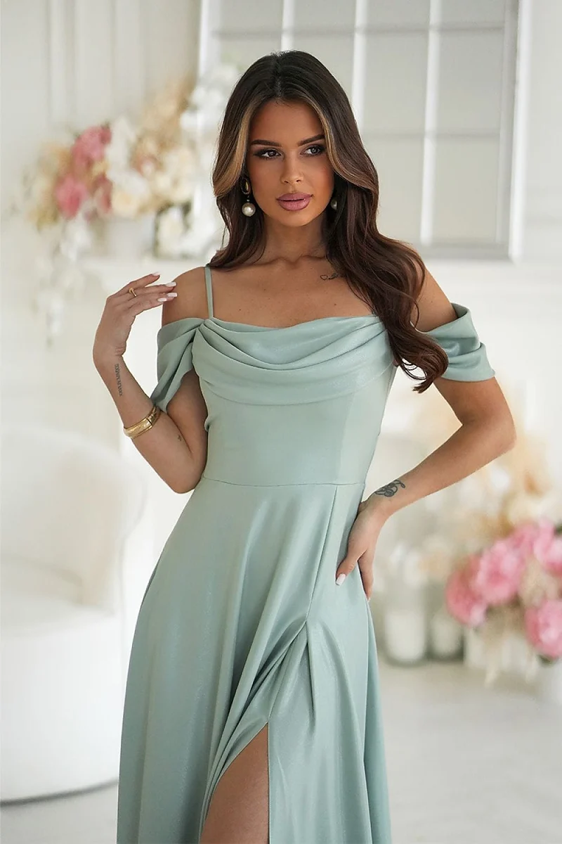 Robe longue fluide verte fendue