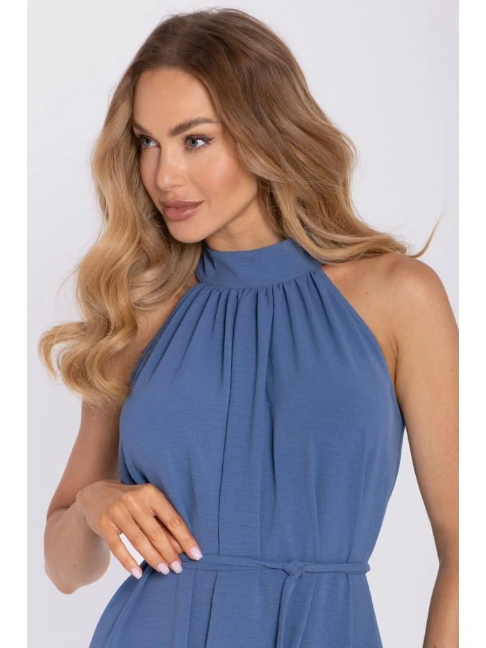 Robe longue bleue fluide sans manches