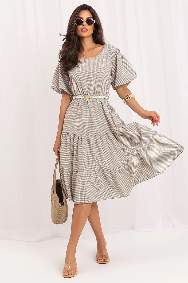 Robe d'été évasée beige