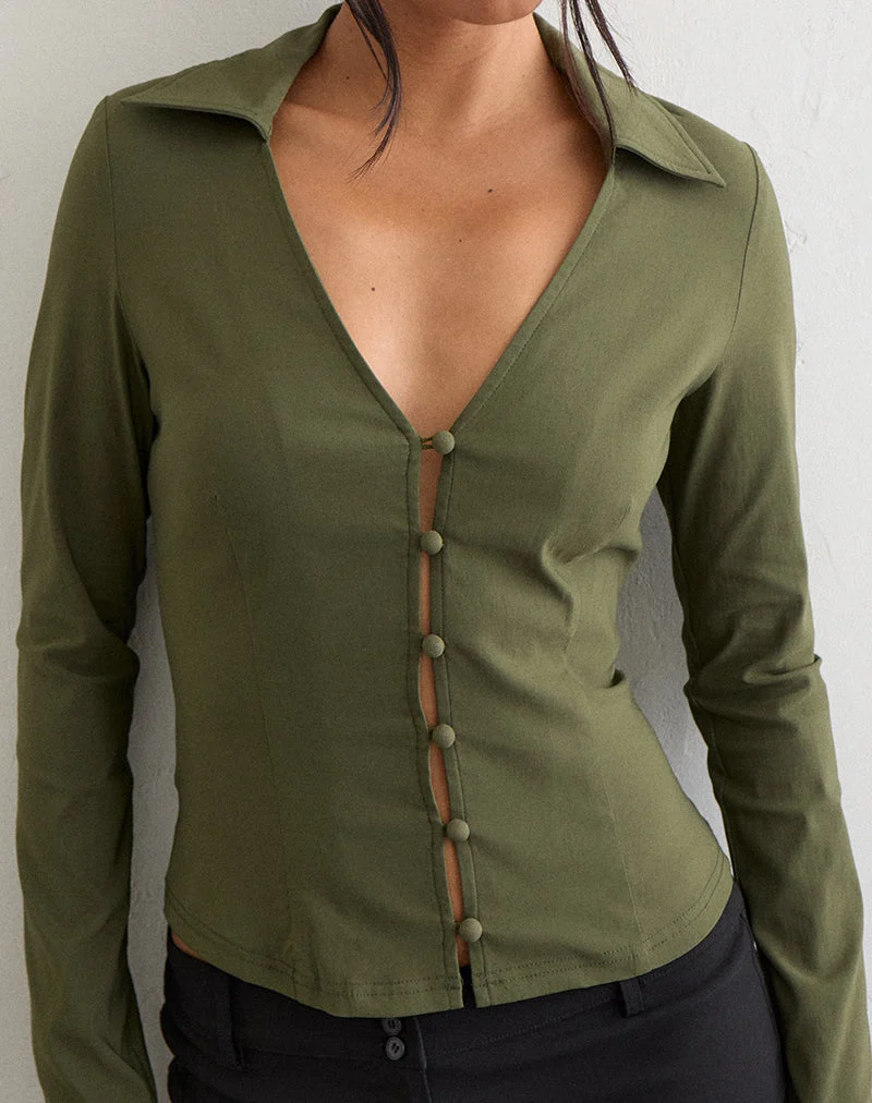 Chemise Anika V en tissu stretch ajusté, couleur kaki