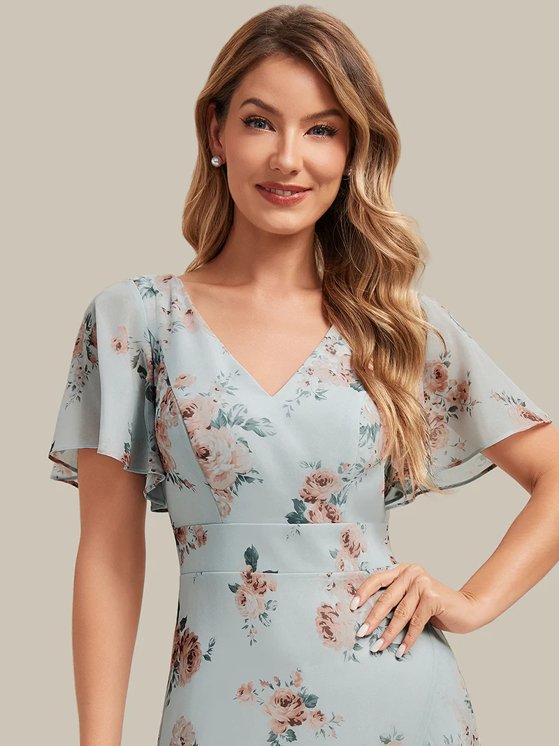 Robe fleurie asymétrique pour demoiselle d'honneur à col V et manches volantées