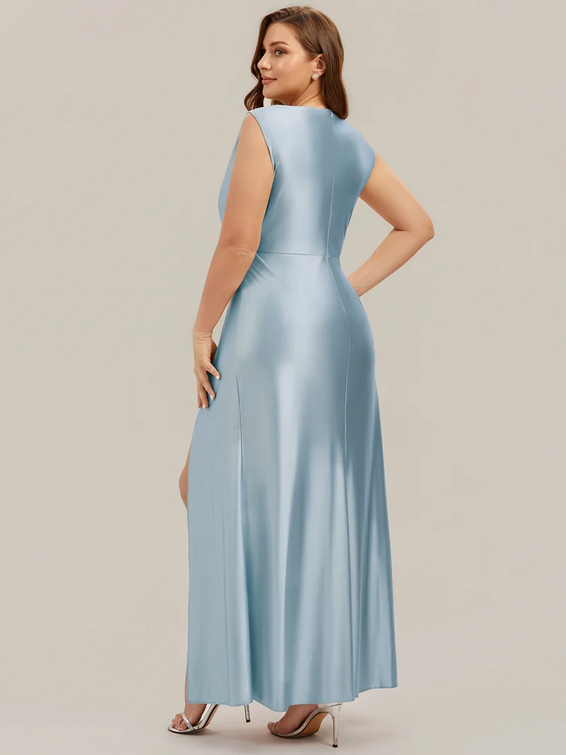 Robe sirène longue sans bretelles en stretch avec col drapé et fente haute sur la cuisse