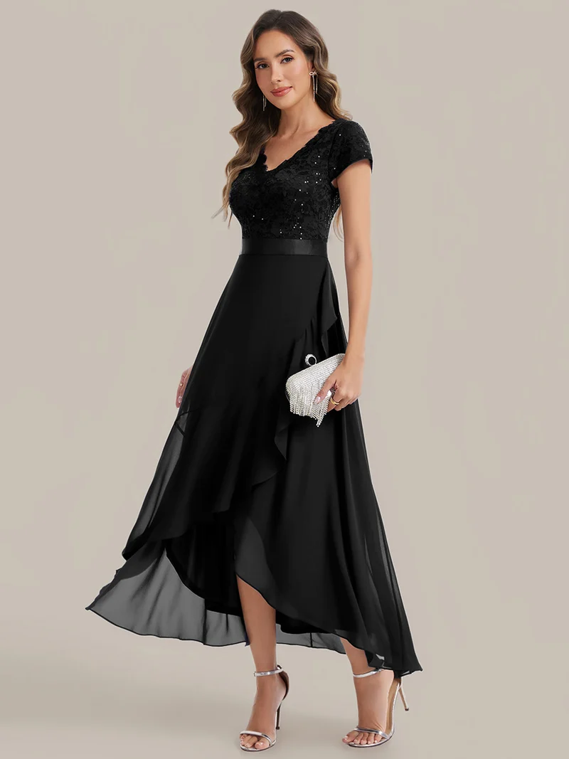 Robe élégante asymétrique à décolleté en V profond et volants