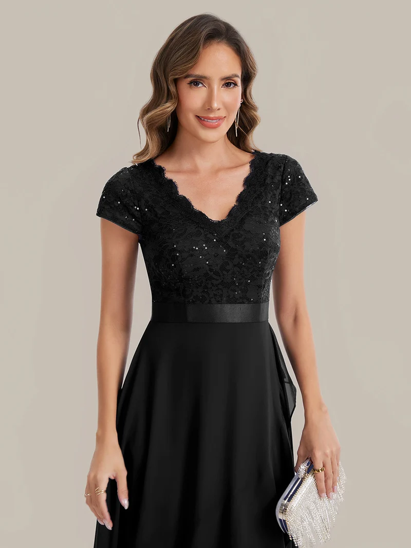 Robe élégante asymétrique à décolleté en V profond et volants