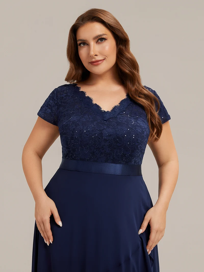 Robe élégante asymétrique à décolleté en V profond et volants
