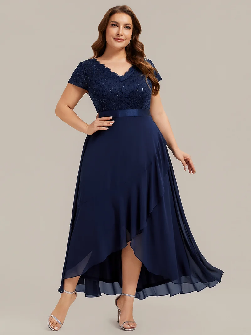 Robe élégante asymétrique à décolleté en V profond et volants