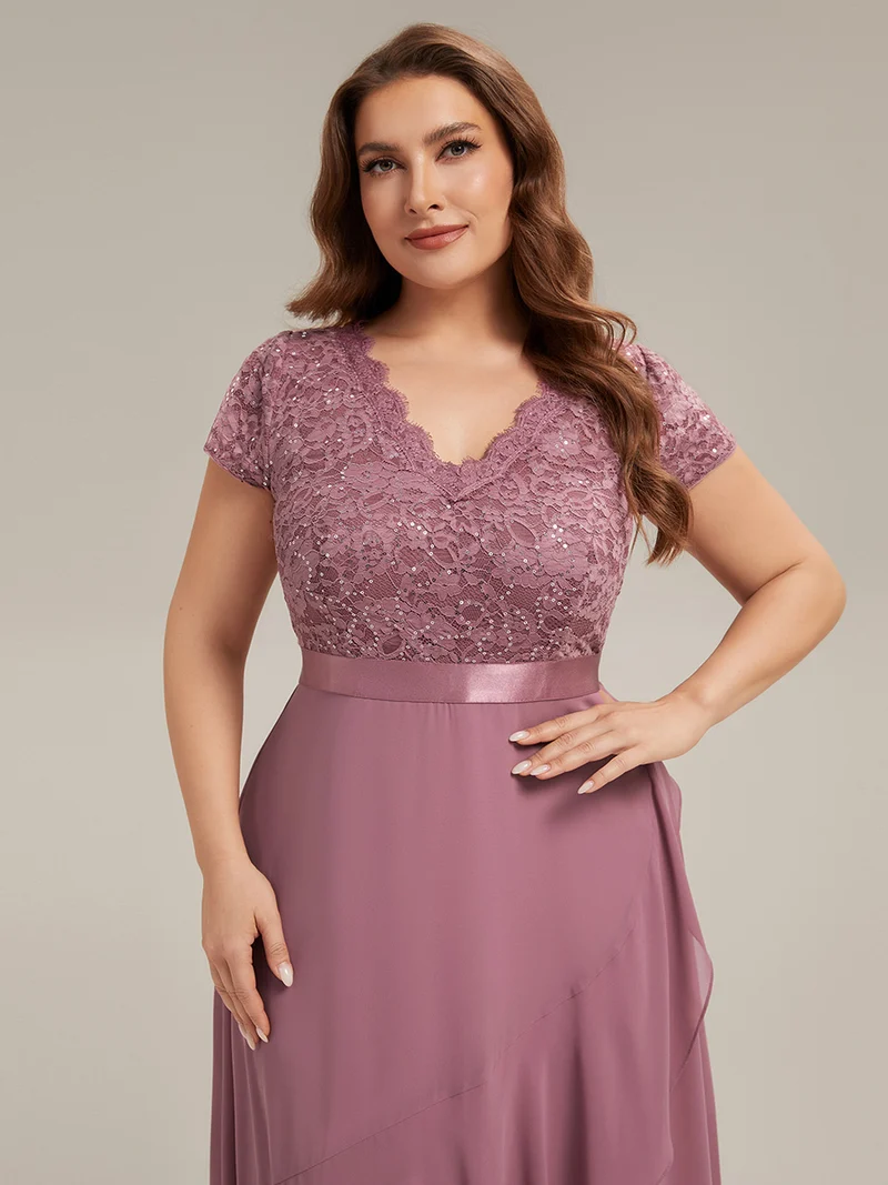 Robe élégante asymétrique à décolleté en V profond et volants
