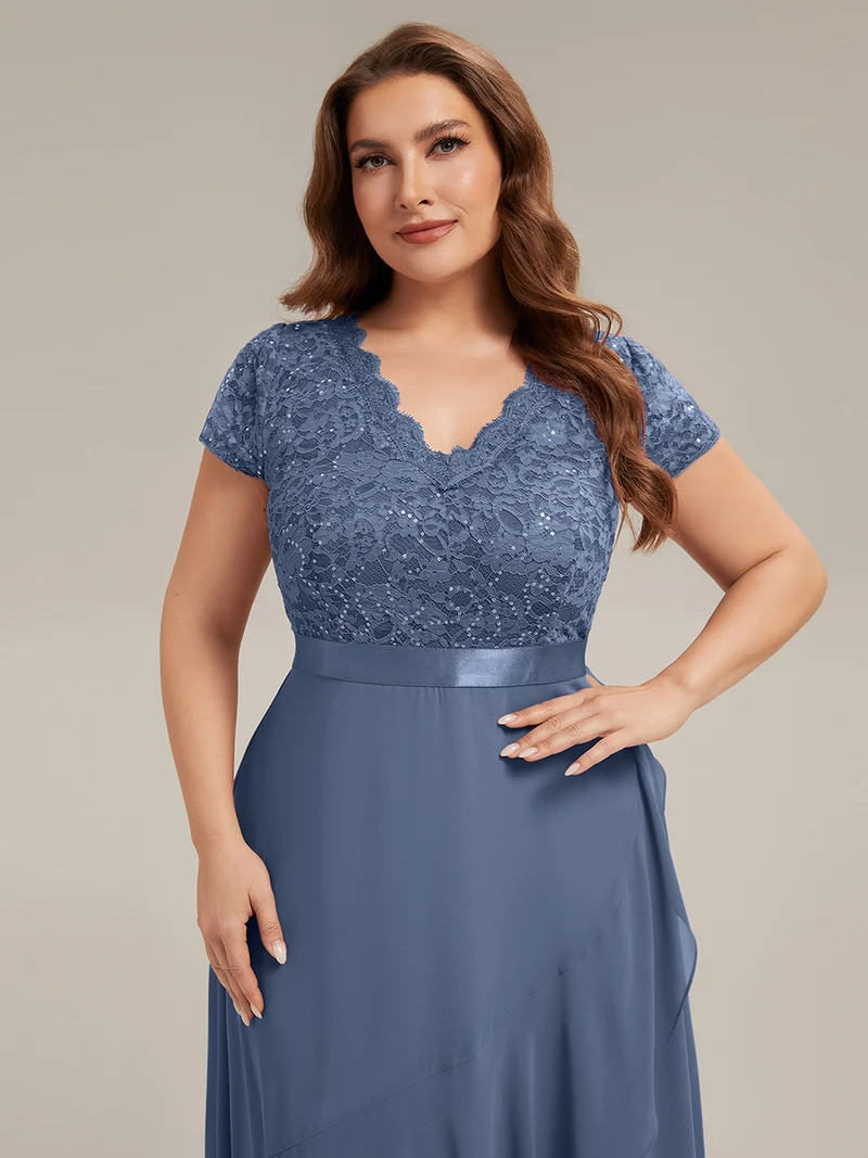 Robe élégante asymétrique à décolleté en V profond et volants