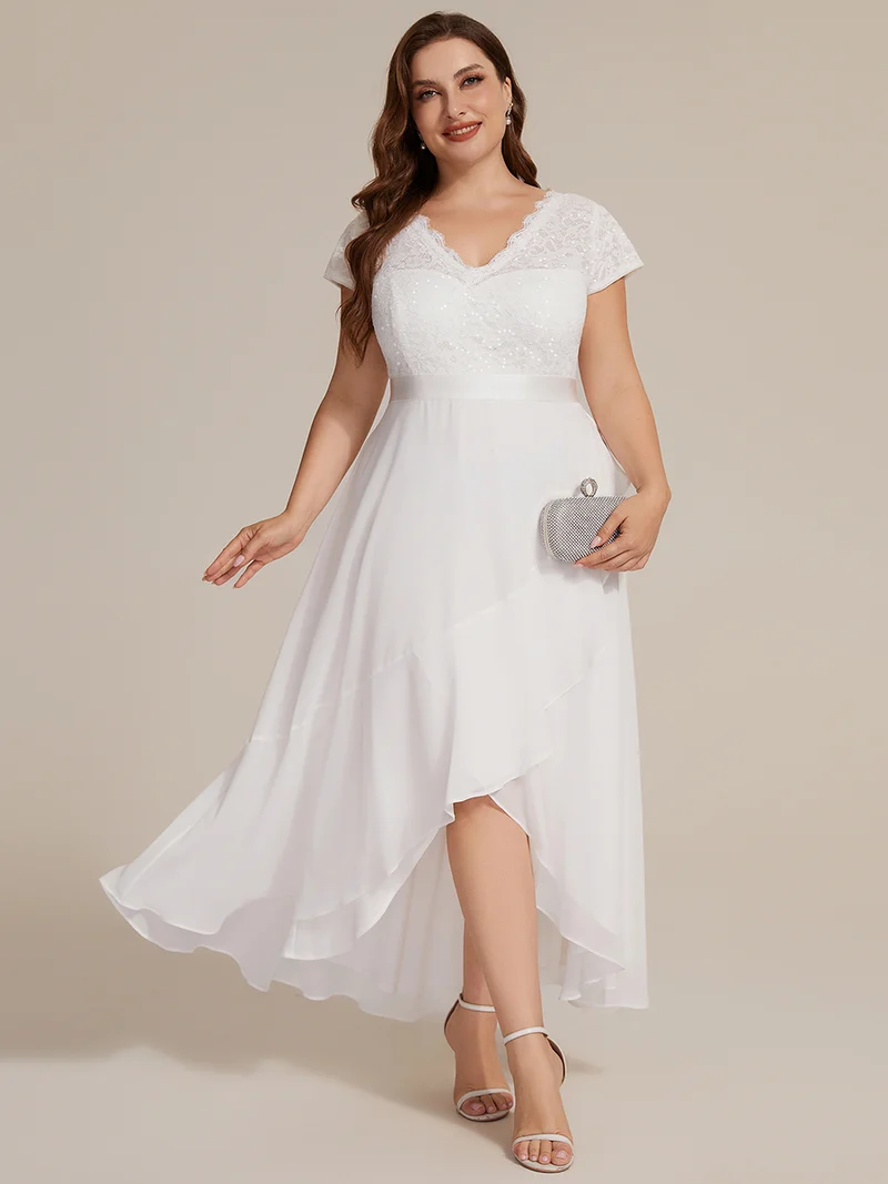Robe élégante asymétrique à décolleté en V profond et volants