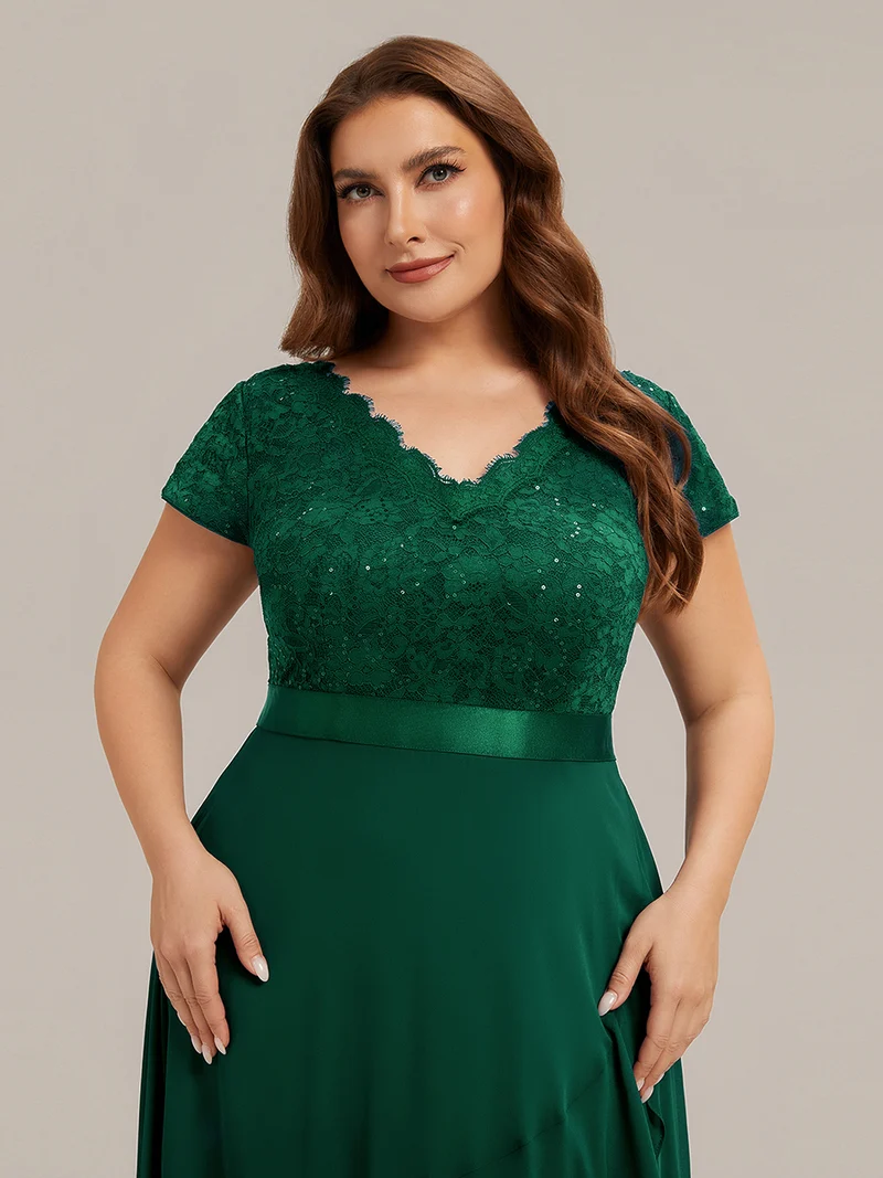 Robe élégante asymétrique à décolleté en V profond et volants