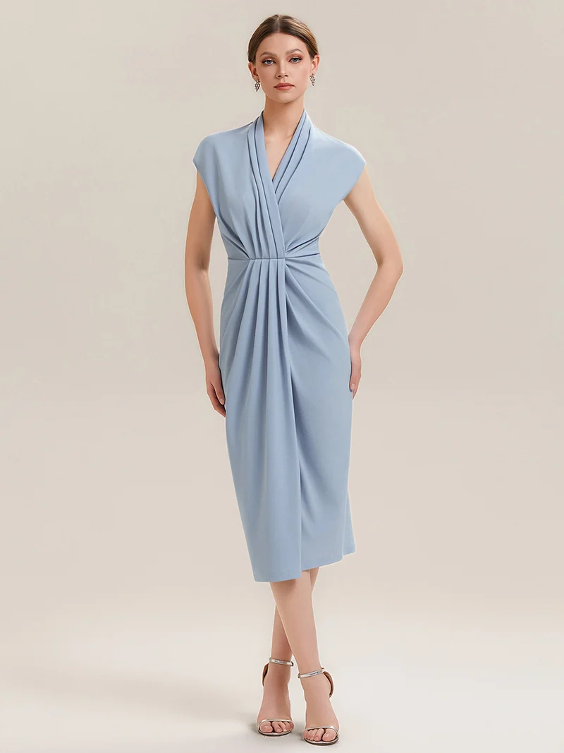 Robe moulante à manches courtes en haute élasticité avec décolleté en V profond et détail froncé