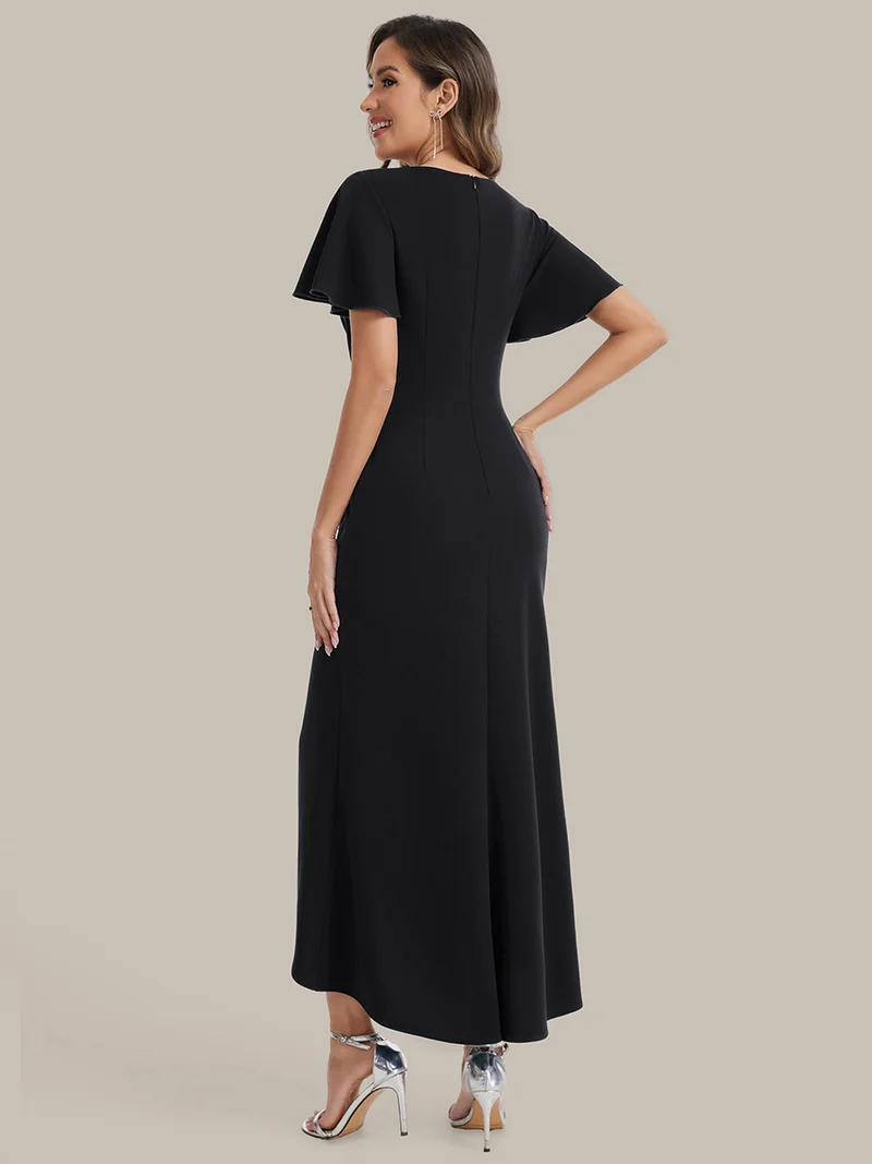 Robe de cocktail de soirée cintrée à manches courtes et décolleté en V profond