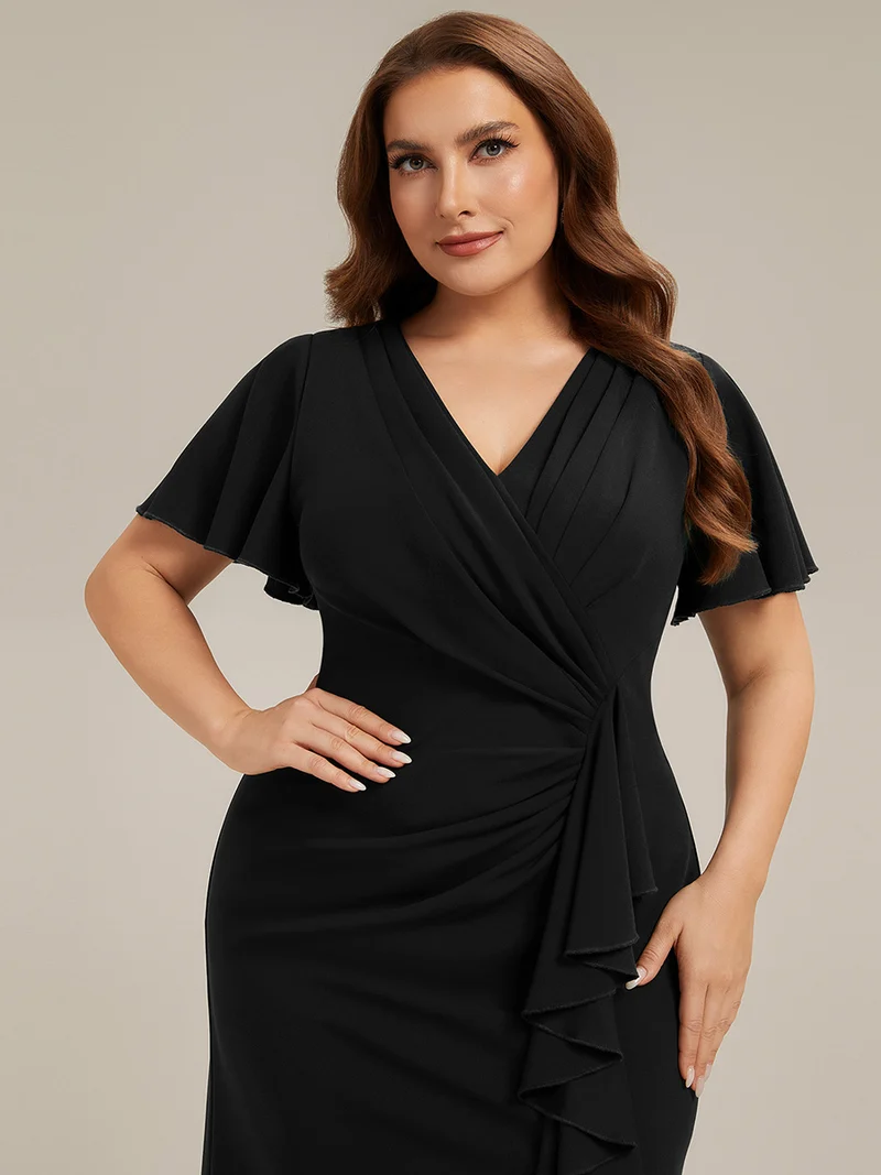 Robe de cocktail de soirée cintrée à manches courtes et décolleté en V profond