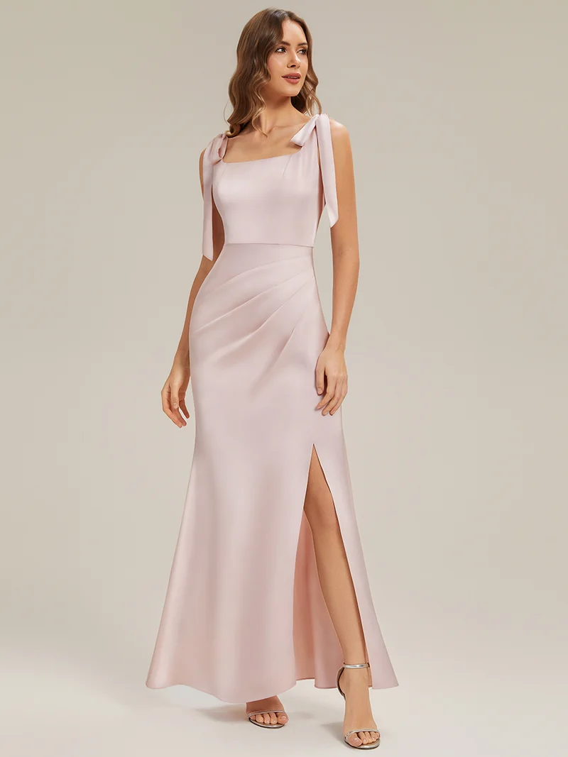 Robe sans manches à encolure carrée longueur sol avec fente haute et détail nœud