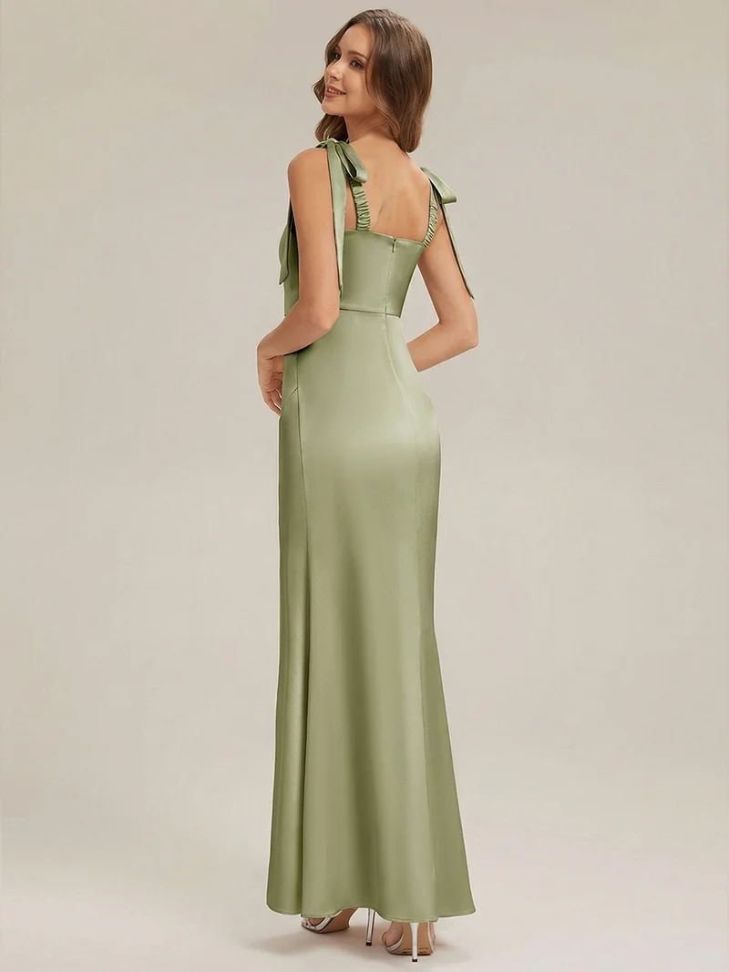 Robe sans manches à encolure carrée longueur sol avec fente haute et détail nœud
