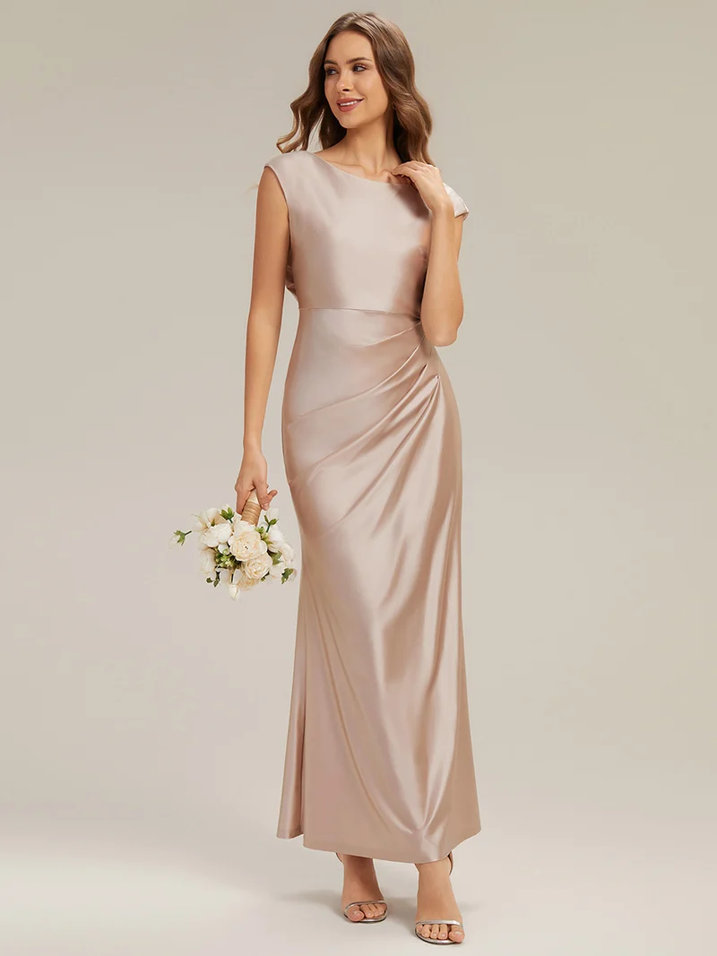 Robe longue évasée sans bretelles en stretch avec col drapé