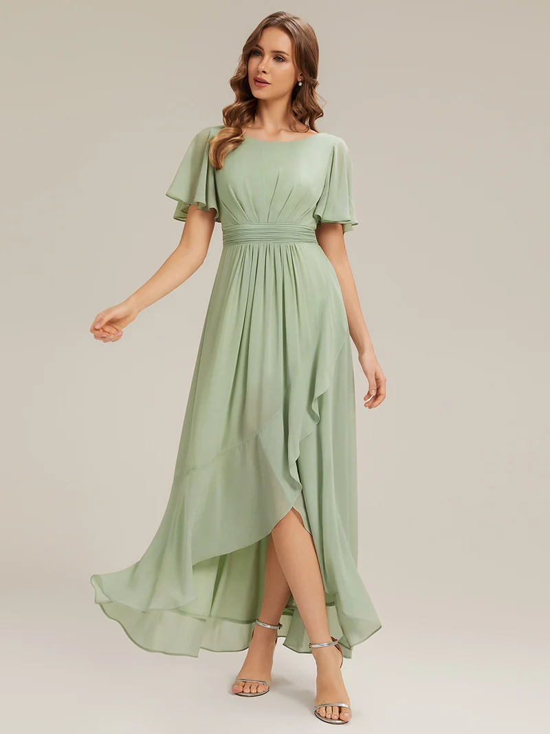 Robe asymétrique en mousseline à manches courtes et à volants