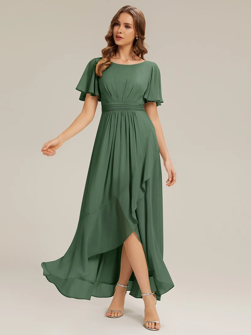 Robe asymétrique en mousseline à manches courtes et à volants