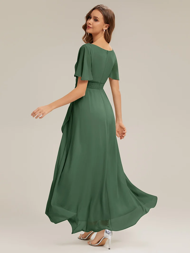 Robe asymétrique en mousseline à manches courtes et à volants