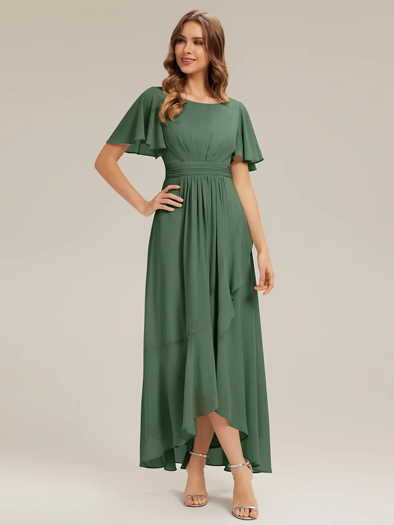 Robe asymétrique en mousseline à manches courtes et à volants