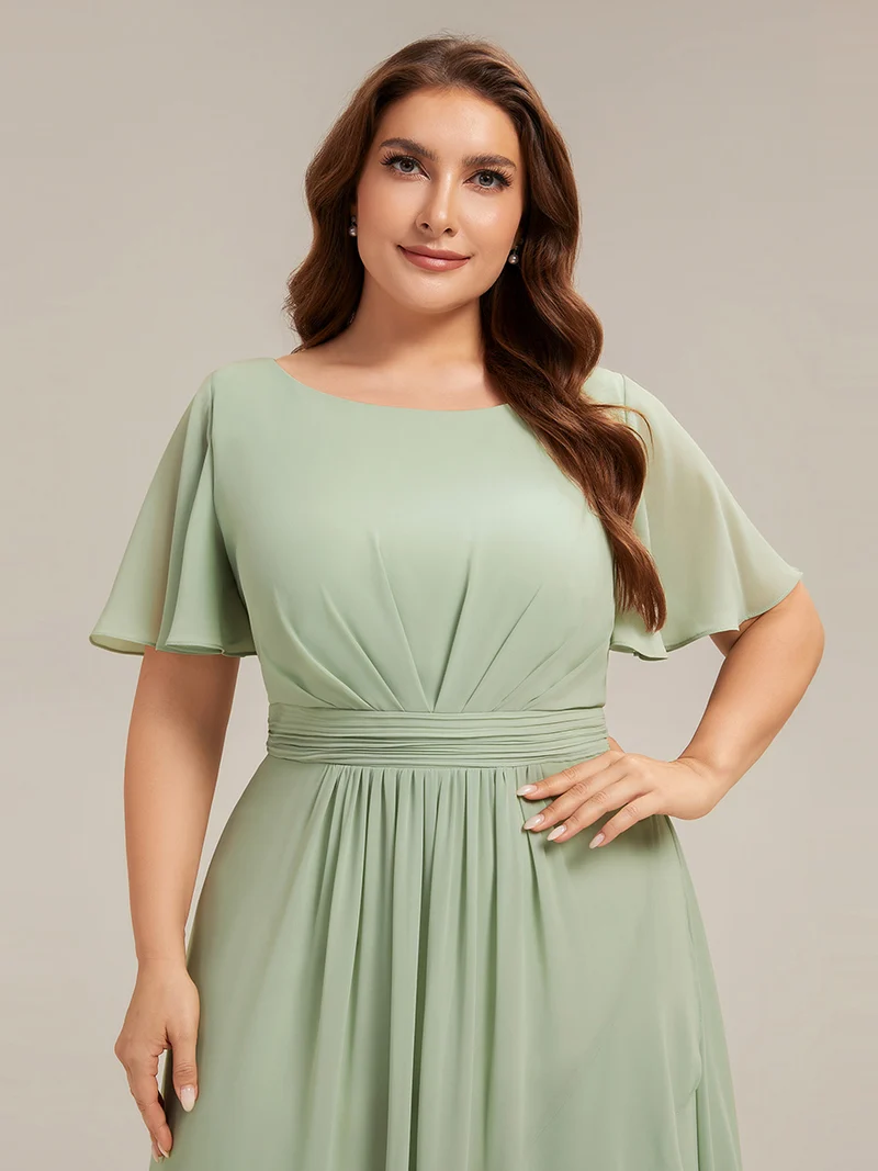 Robe asymétrique en mousseline à manches courtes et à volants