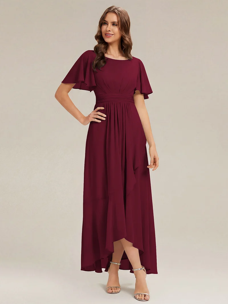 Robe asymétrique en mousseline à manches courtes et à volants