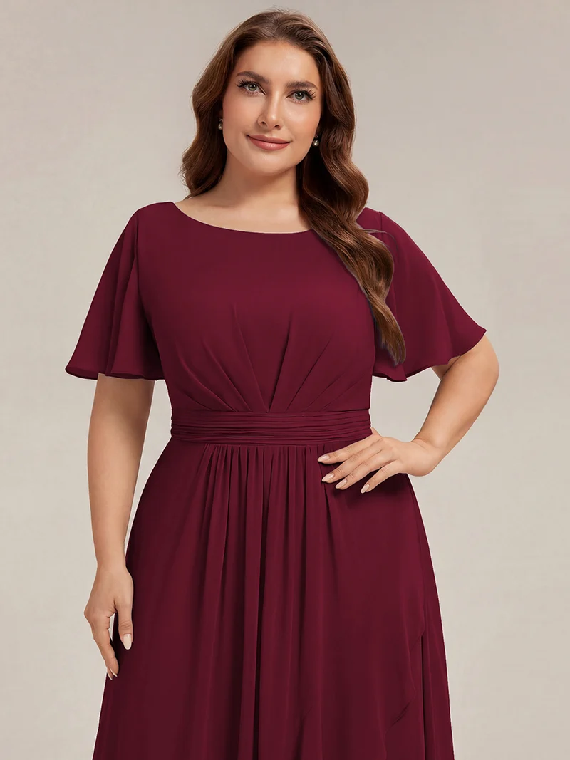 Robe asymétrique en mousseline à manches courtes et à volants