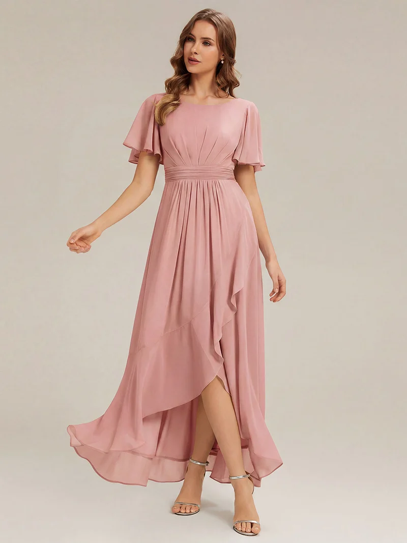 Robe asymétrique en mousseline à manches courtes et à volants