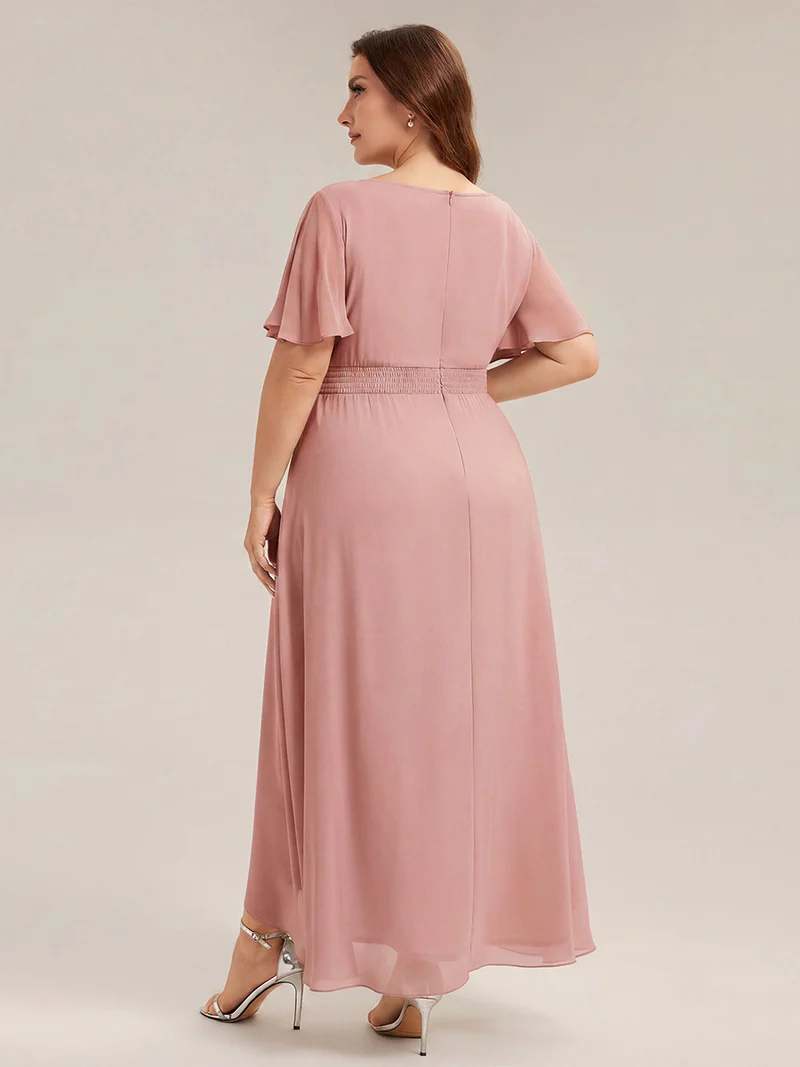 Robe asymétrique en mousseline à manches courtes et à volants