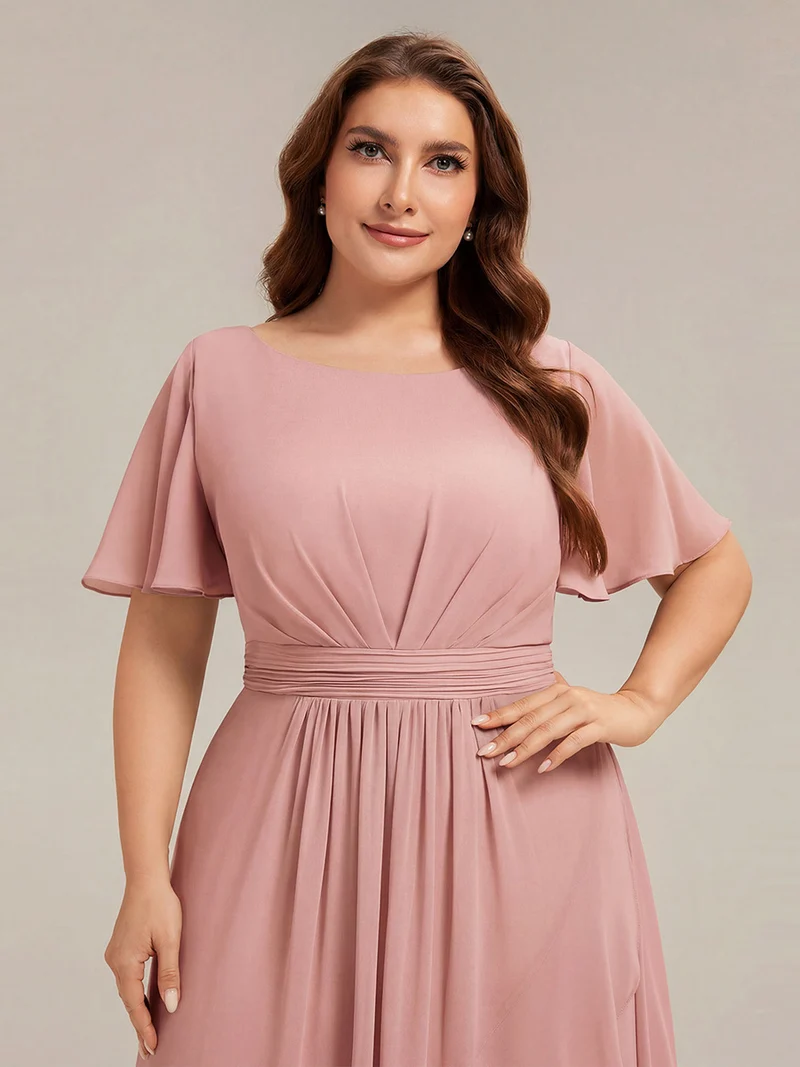 Robe asymétrique en mousseline à manches courtes et à volants