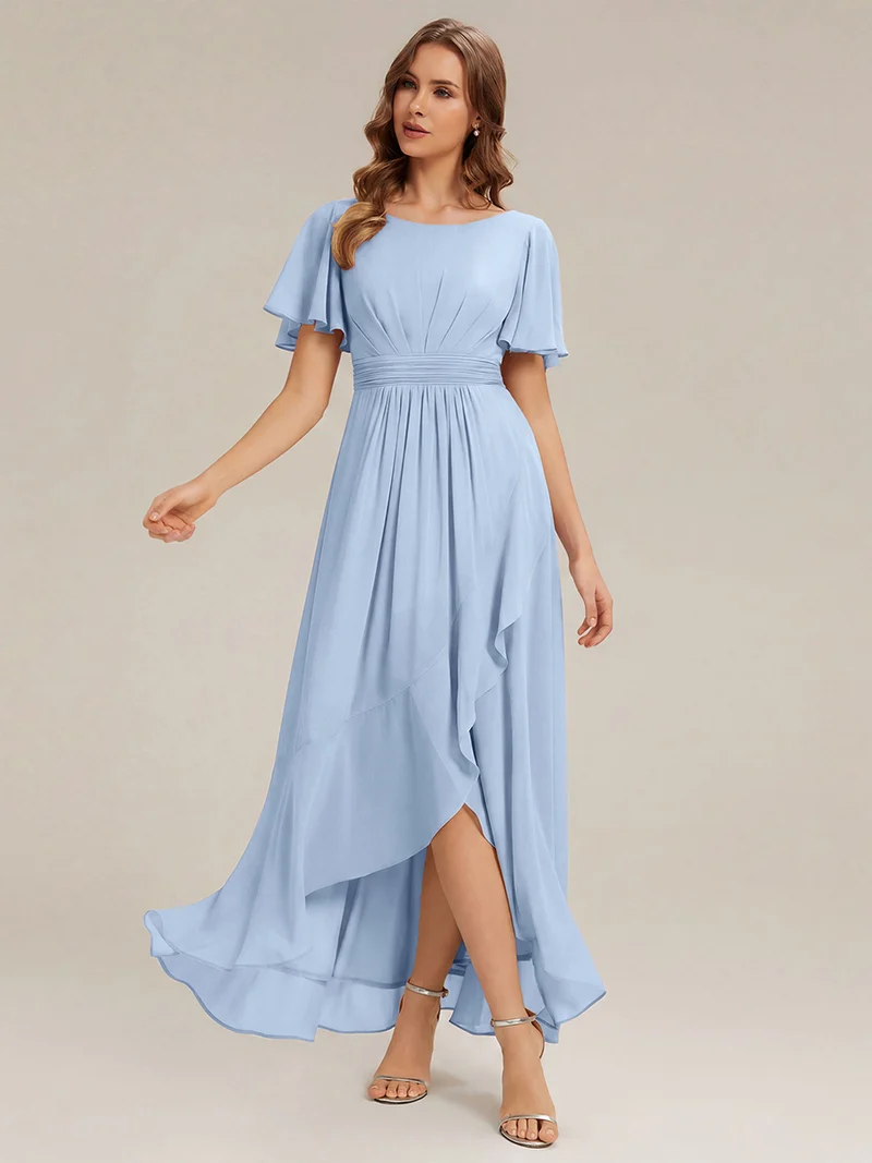 Robe asymétrique en mousseline à manches courtes et à volants