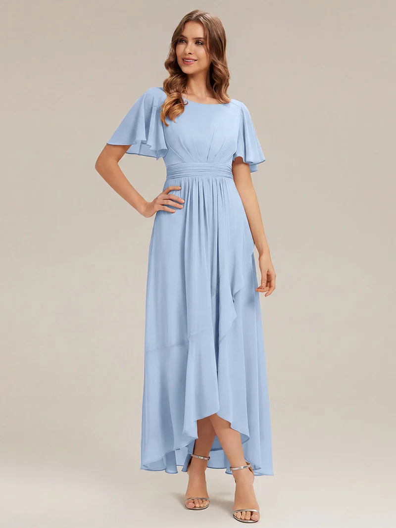 Robe asymétrique en mousseline à manches courtes et à volants