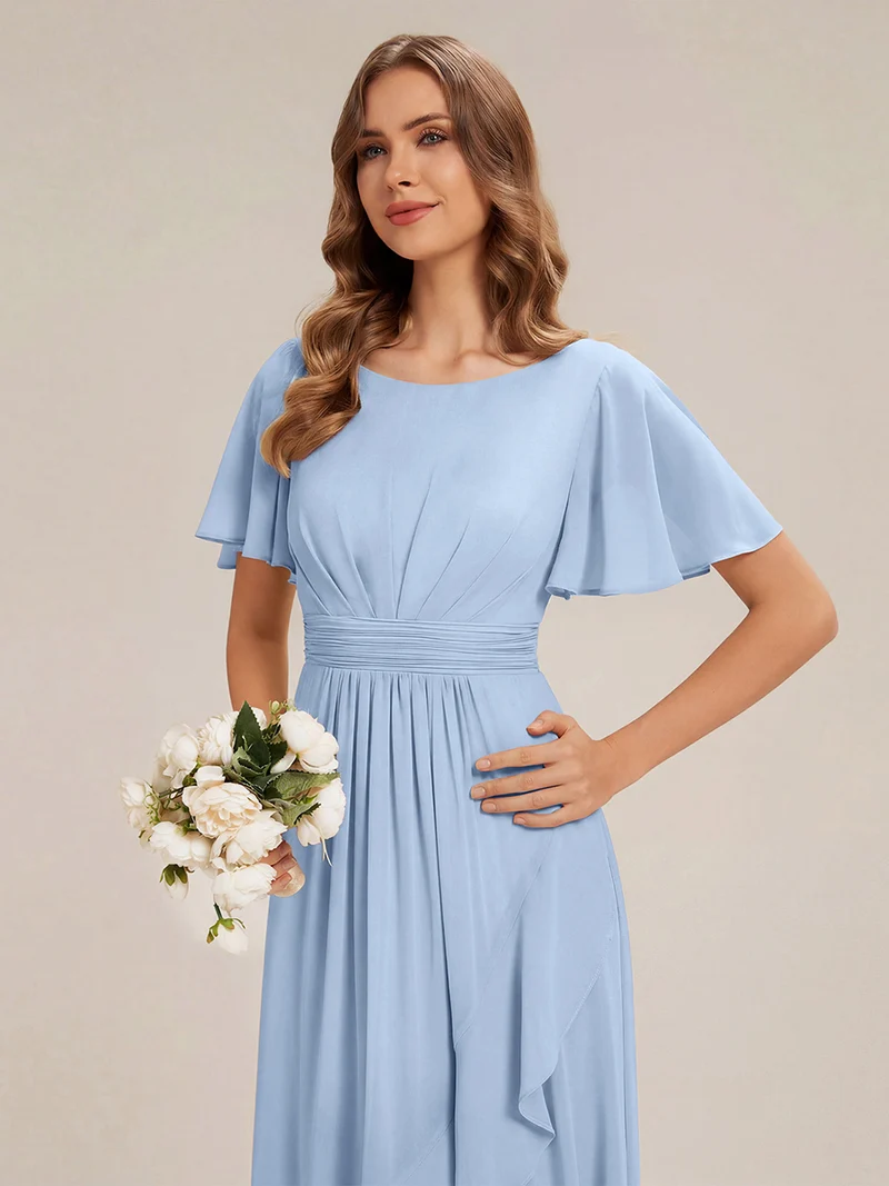 Robe asymétrique en mousseline à manches courtes et à volants