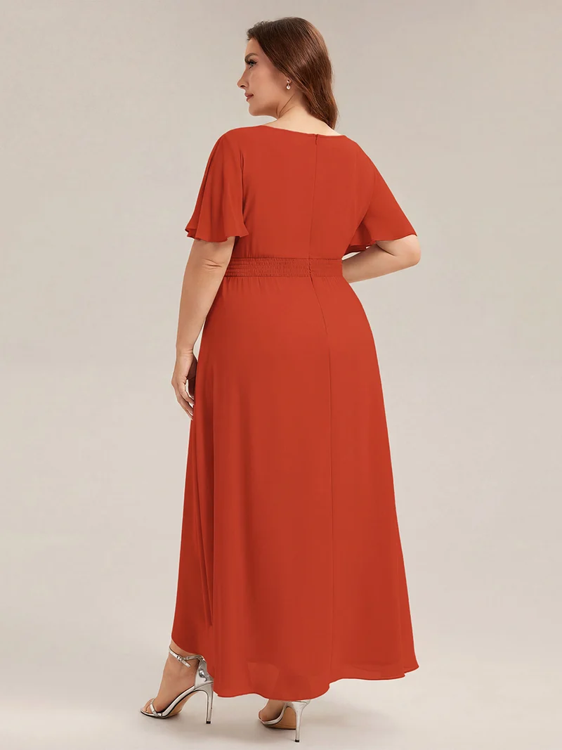 Robe asymétrique en mousseline à manches courtes et à volants