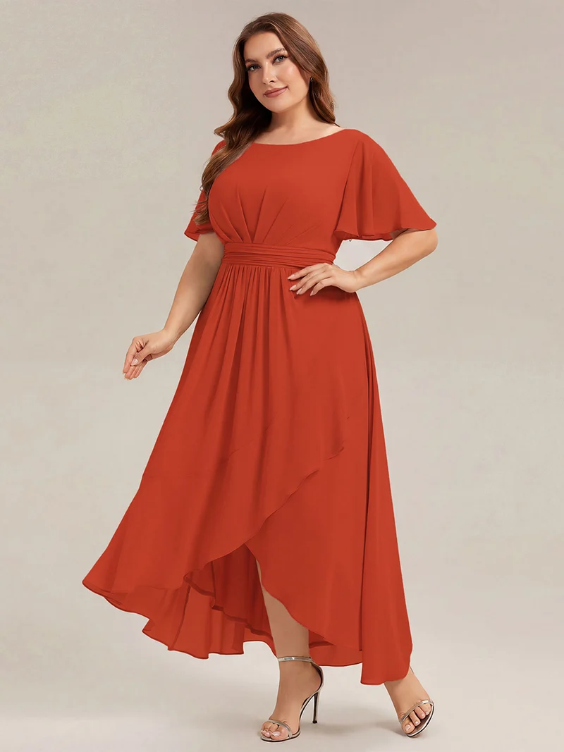 Robe asymétrique en mousseline à manches courtes et à volants