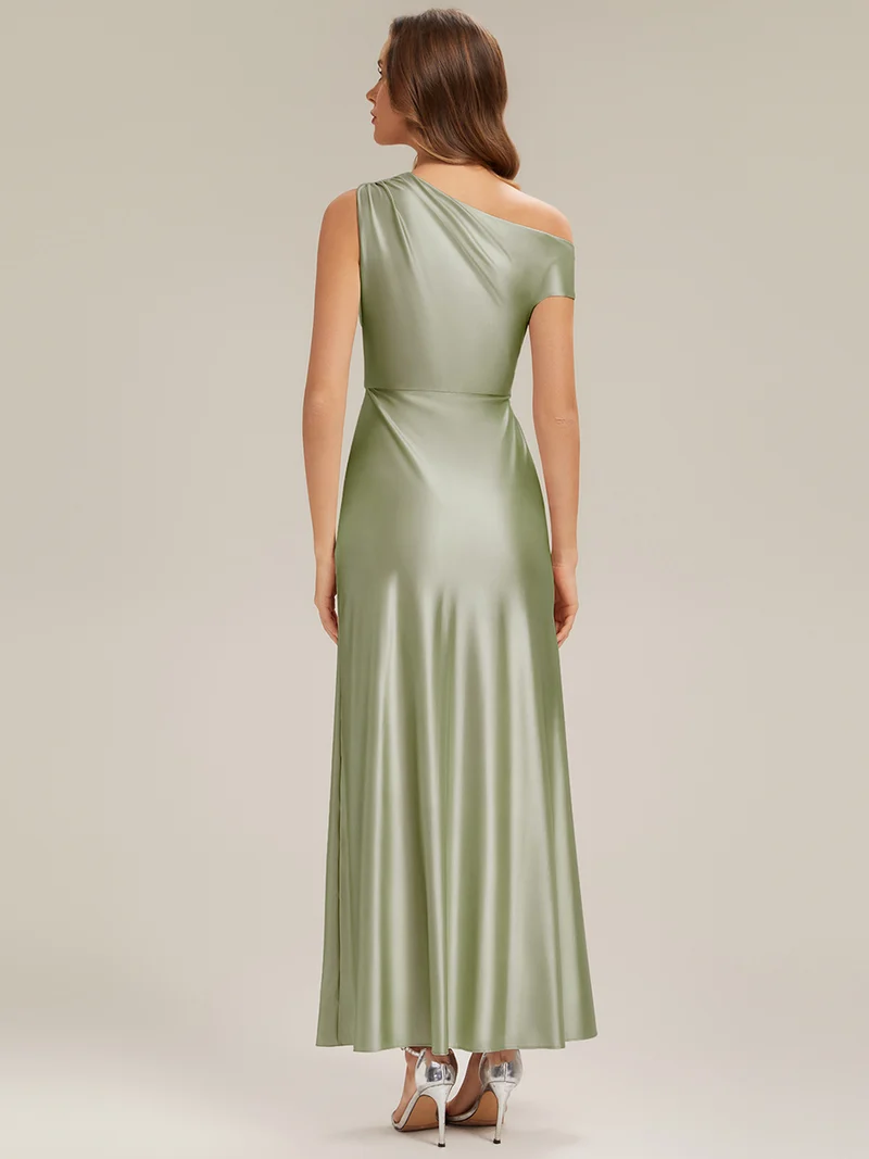 Robe moulante à une épaule à manches courtes avec fente haute sur la cuisse et tissu extensible