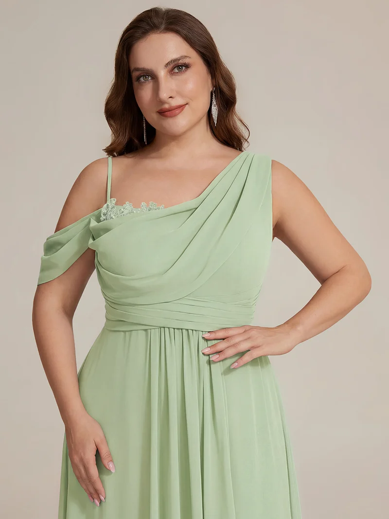 ever ERIKA|Robe longue asymétrique avec détail de dentelle sur épaule, coupe empire drapée