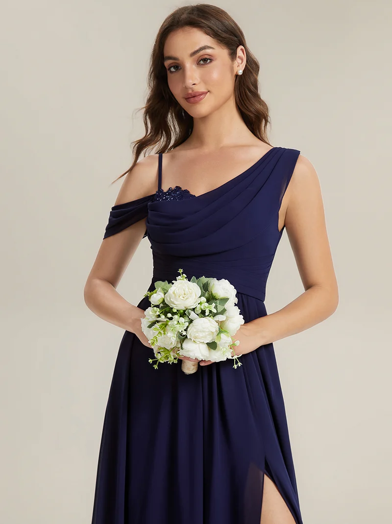 ever ERIKA|Robe longue asymétrique avec détail de dentelle sur épaule, coupe empire drapée