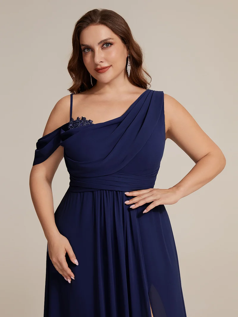 ever ERIKA|Robe longue asymétrique avec détail de dentelle sur épaule, coupe empire drapée