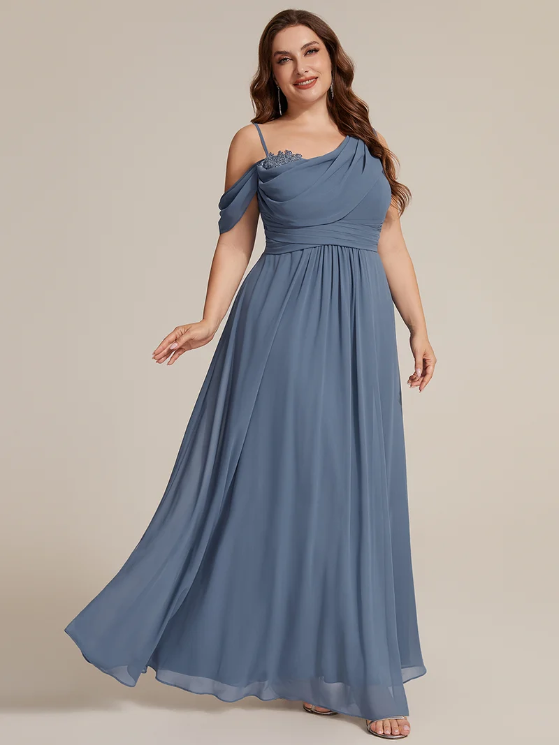 ever ERIKA|Robe longue asymétrique avec détail de dentelle sur épaule, coupe empire drapée