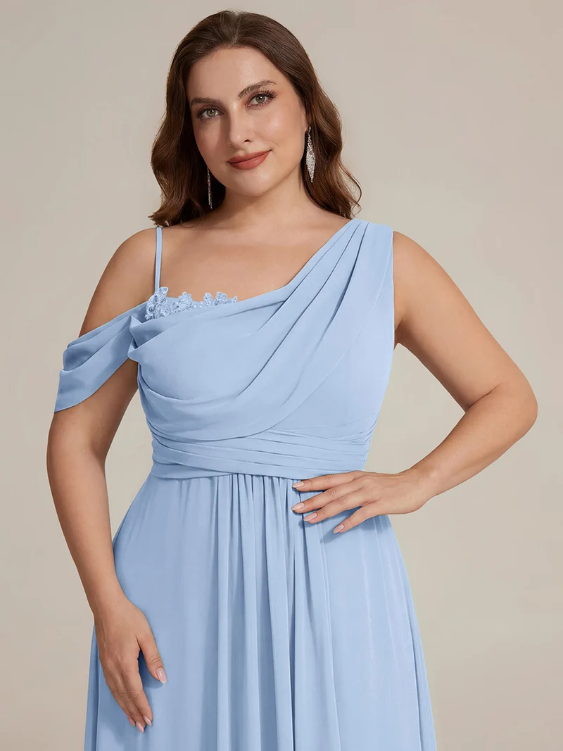 ever ERIKA|Robe longue asymétrique avec détail de dentelle sur épaule, coupe empire drapée