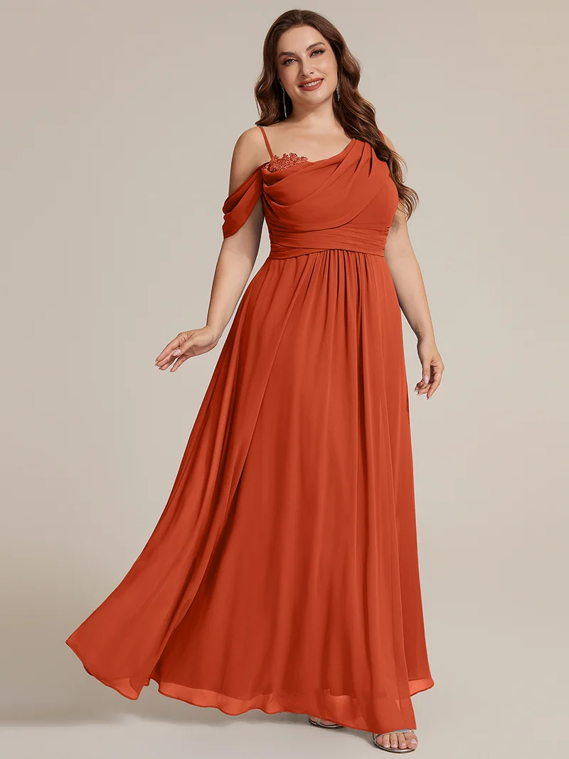 ever ERIKA|Robe longue asymétrique avec détail de dentelle sur épaule, coupe empire drapée